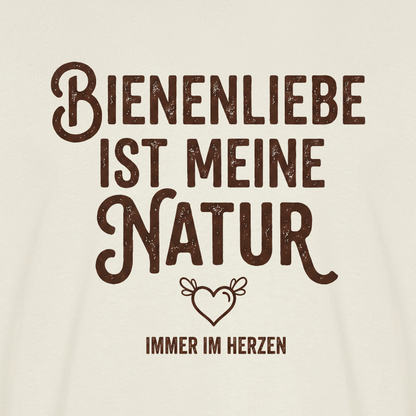Herzenssache T-Shirt in Naturweiß – Druck im Detail