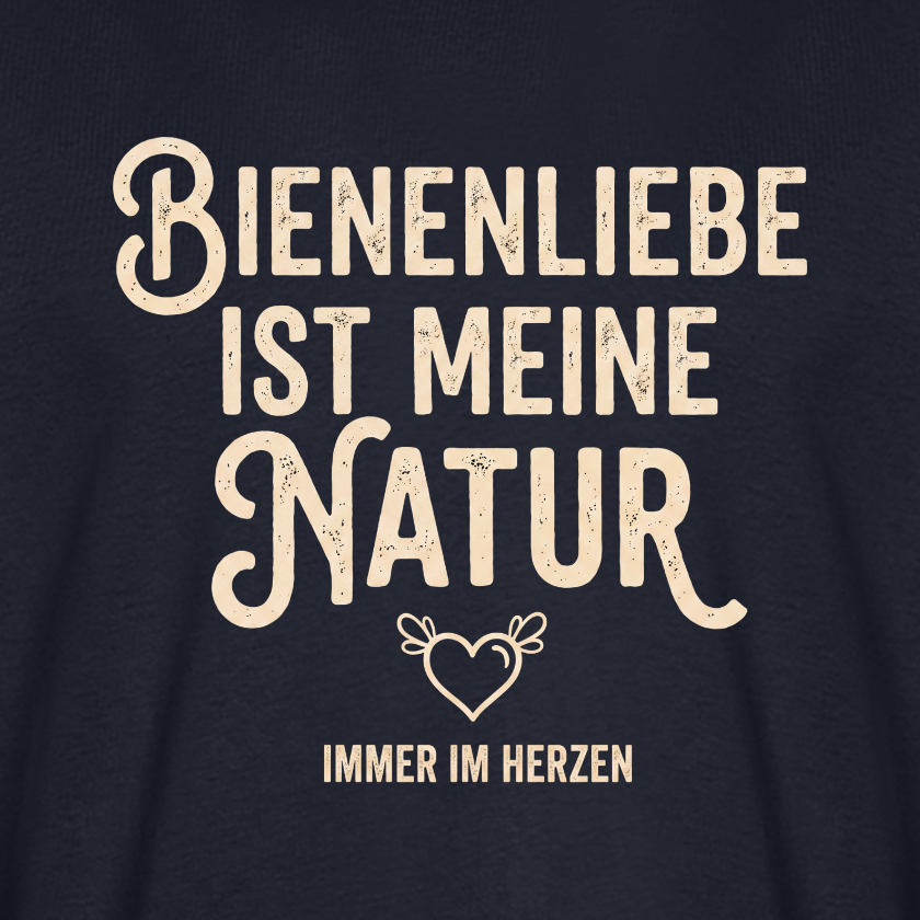Herzenssache T-Shirt in Dunkelblau – Druck im Detail