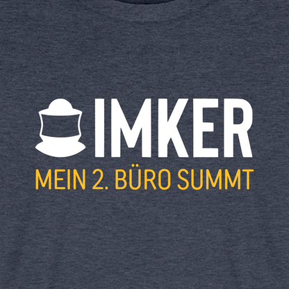 IMKER Code Zweitbüro T-Shirt in Jeansblau – Druck im Detail
