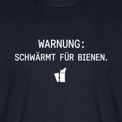 IMKER Smoker Schwärmmodus T-Shirt in Dunkelblau – Druck im Detail