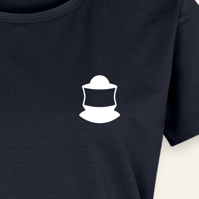 IMKERIN Code Bravo T-Shirt in Dunkelblau – Druck im Detail